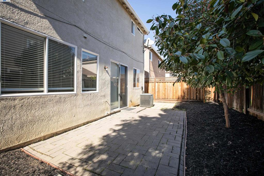 WOODFIELD ESTS - Residential