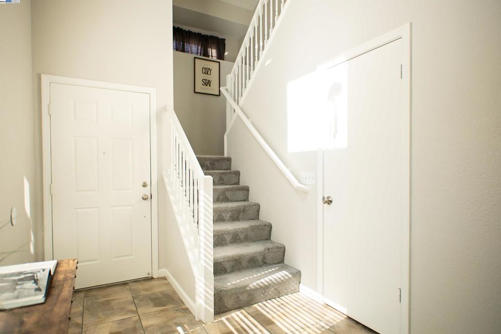 WOODFIELD ESTS - Residential