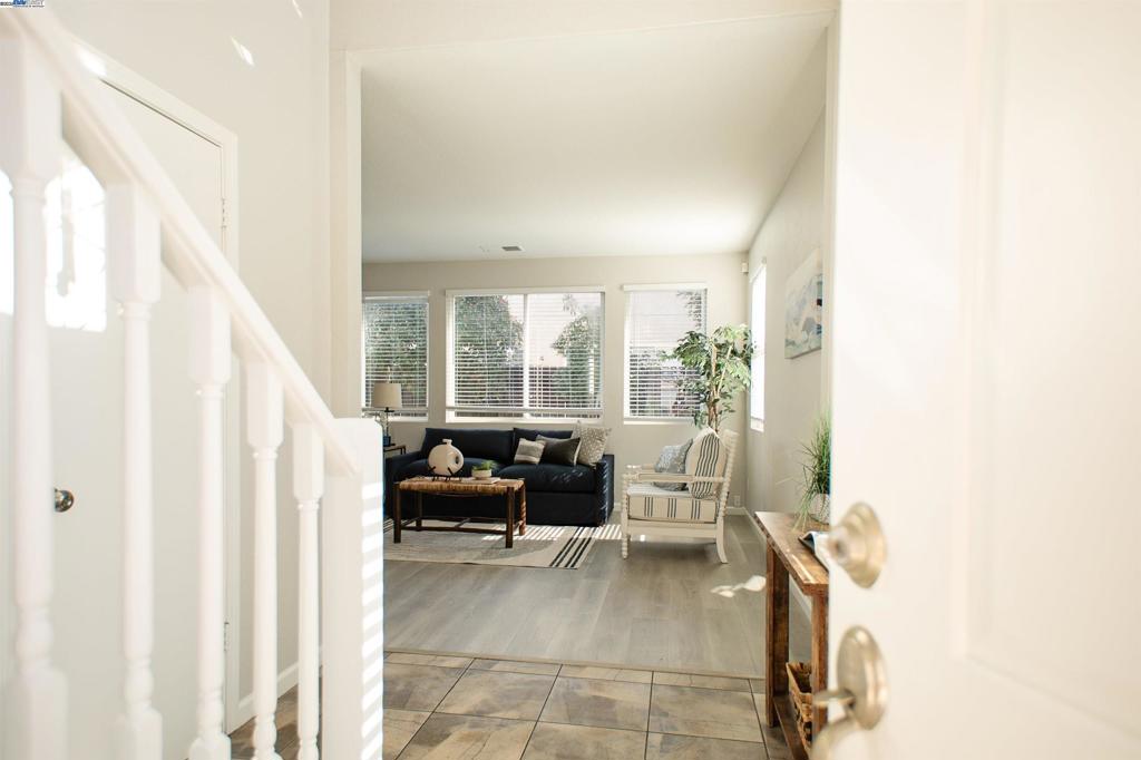 WOODFIELD ESTS - Residential