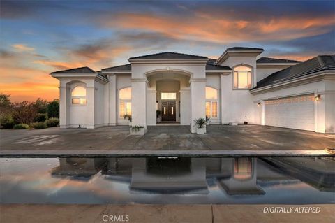 Photo of 9830 Cleveland Ave, Riverside, CA 92503 (MLS # IV26010208)