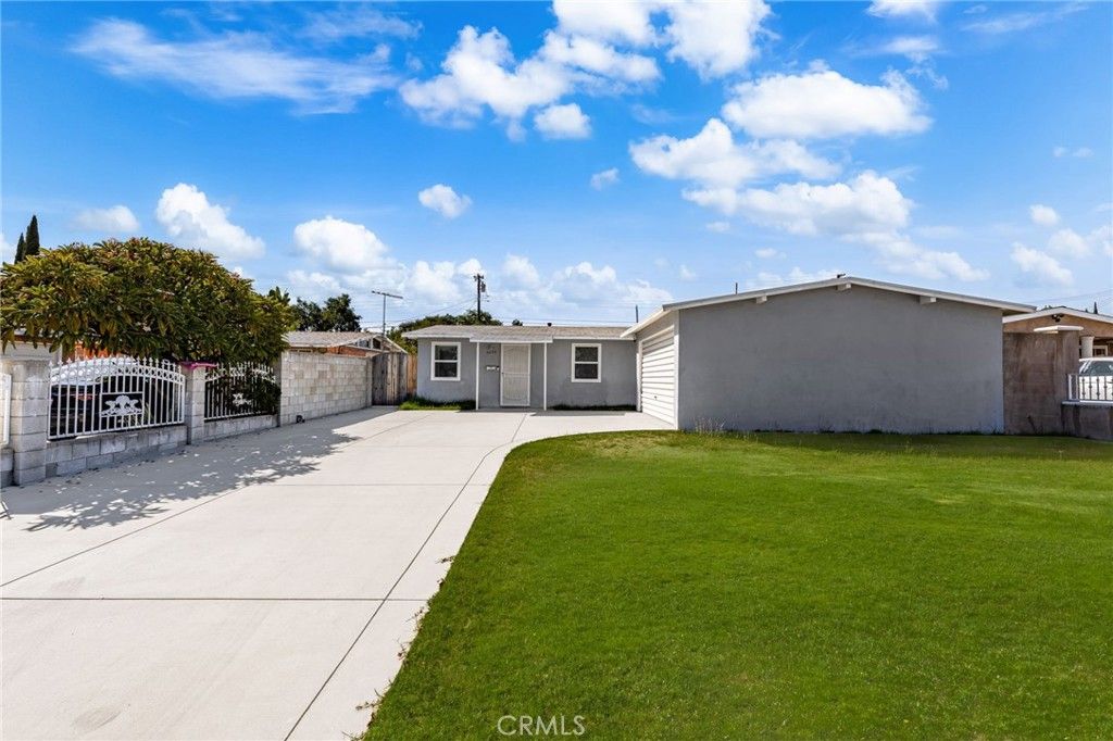 Photo of 4639 N Trujillo Drive, Covina, CA 91722 (MLS # CV25239477)