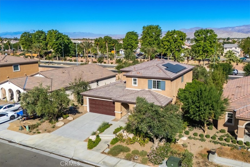 83536 Avenida Campanas