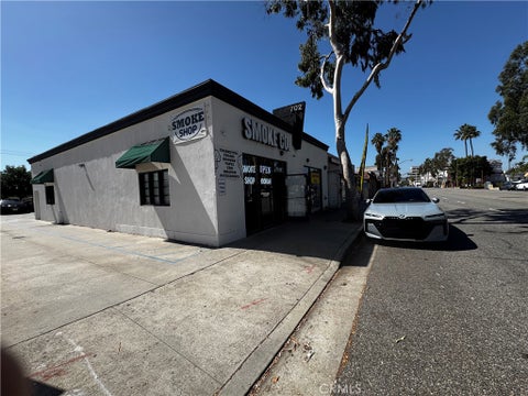 Photo of 702 E Colorado St #C ST, Glendale, CA 91205 (MLS # GD26212064)