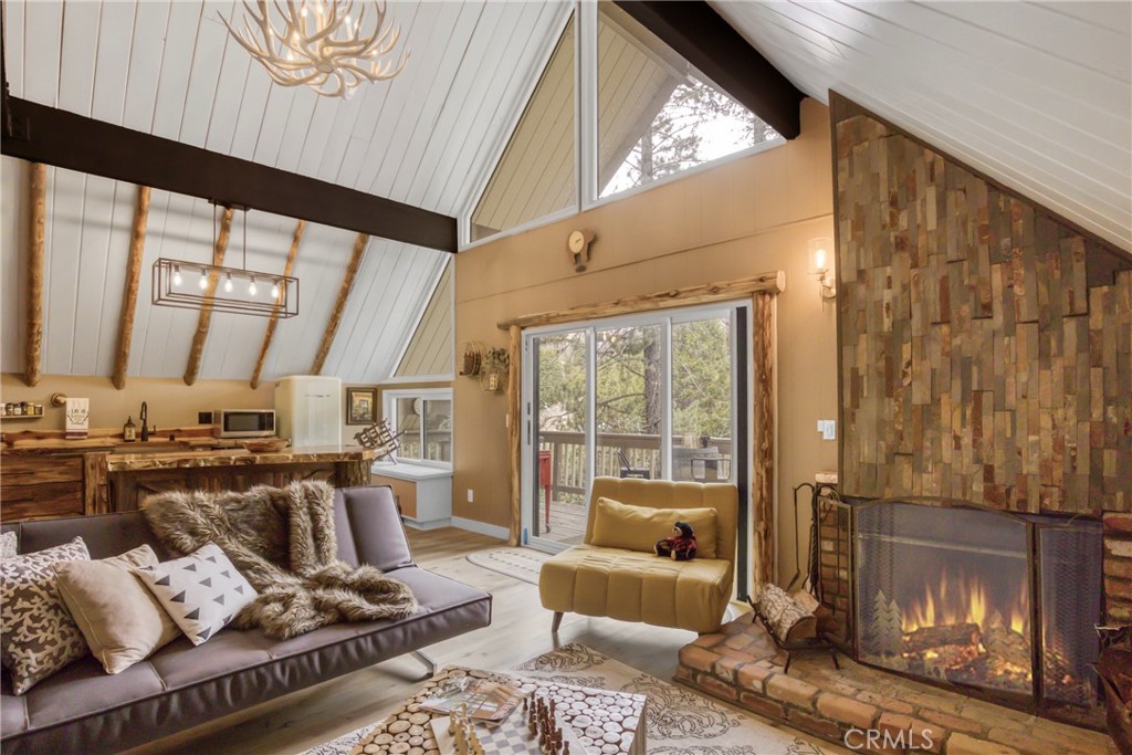 Arrowhead Woods (AWHW) - Residential