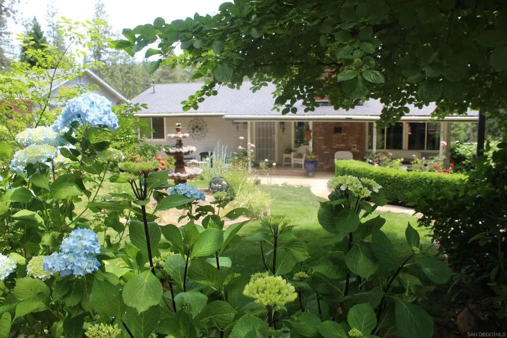 Stirling City, California 95978, United States, 2 Bedrooms Bedrooms, ,3 BathroomsBathrooms,Residential,Active,194637