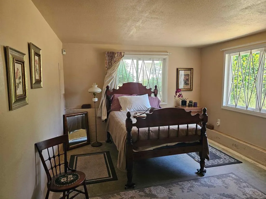 Stirling City, California 95978, United States, 2 Bedrooms Bedrooms, ,3 BathroomsBathrooms,Residential,Active,194637