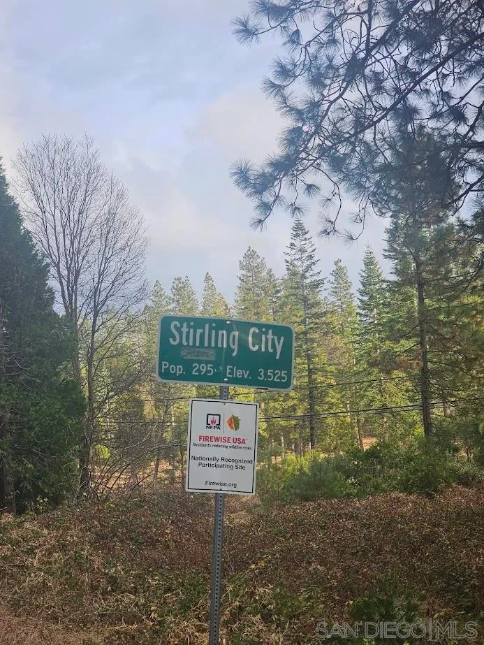 Stirling City, California 95978, United States, 2 Bedrooms Bedrooms, ,3 BathroomsBathrooms,Residential,Active,194637