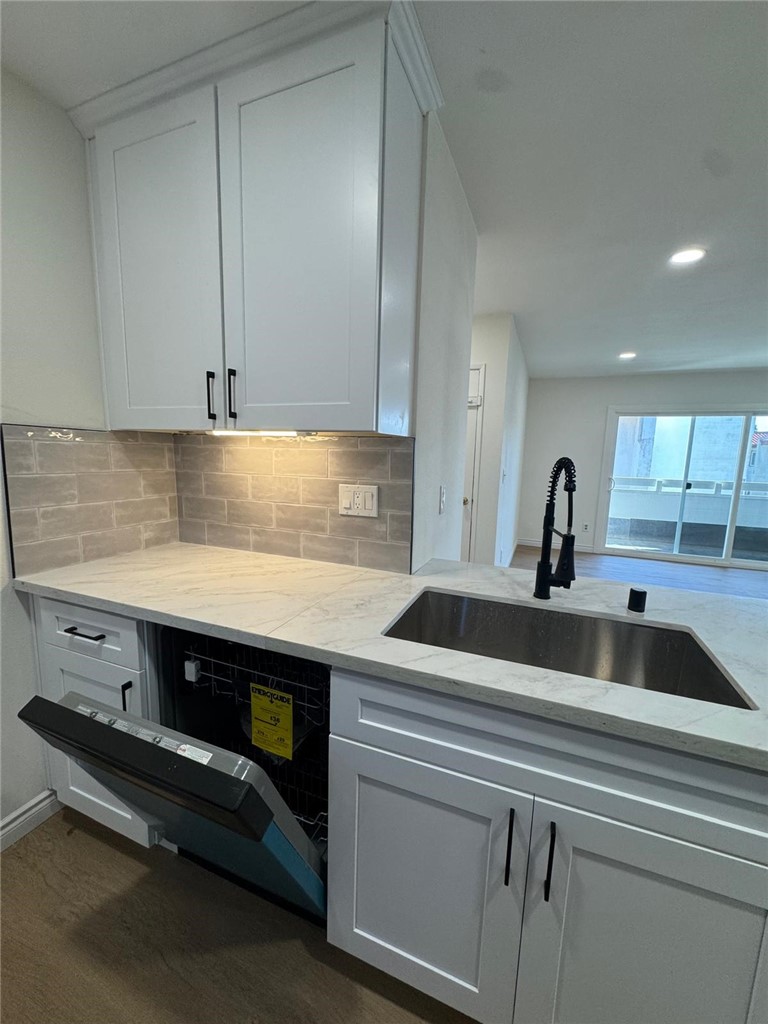 2511 W Sunflower F11