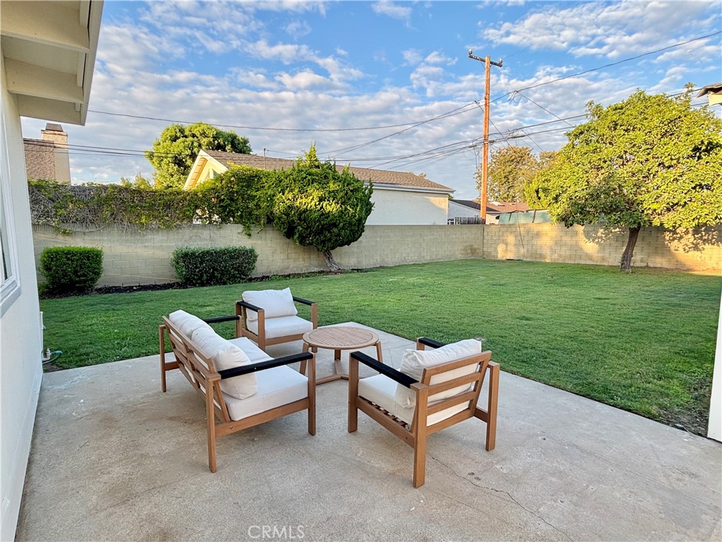 4740 Pepperwood