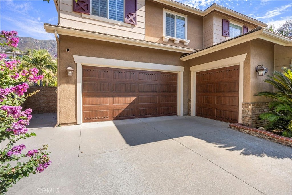 9856 Summerhill Road