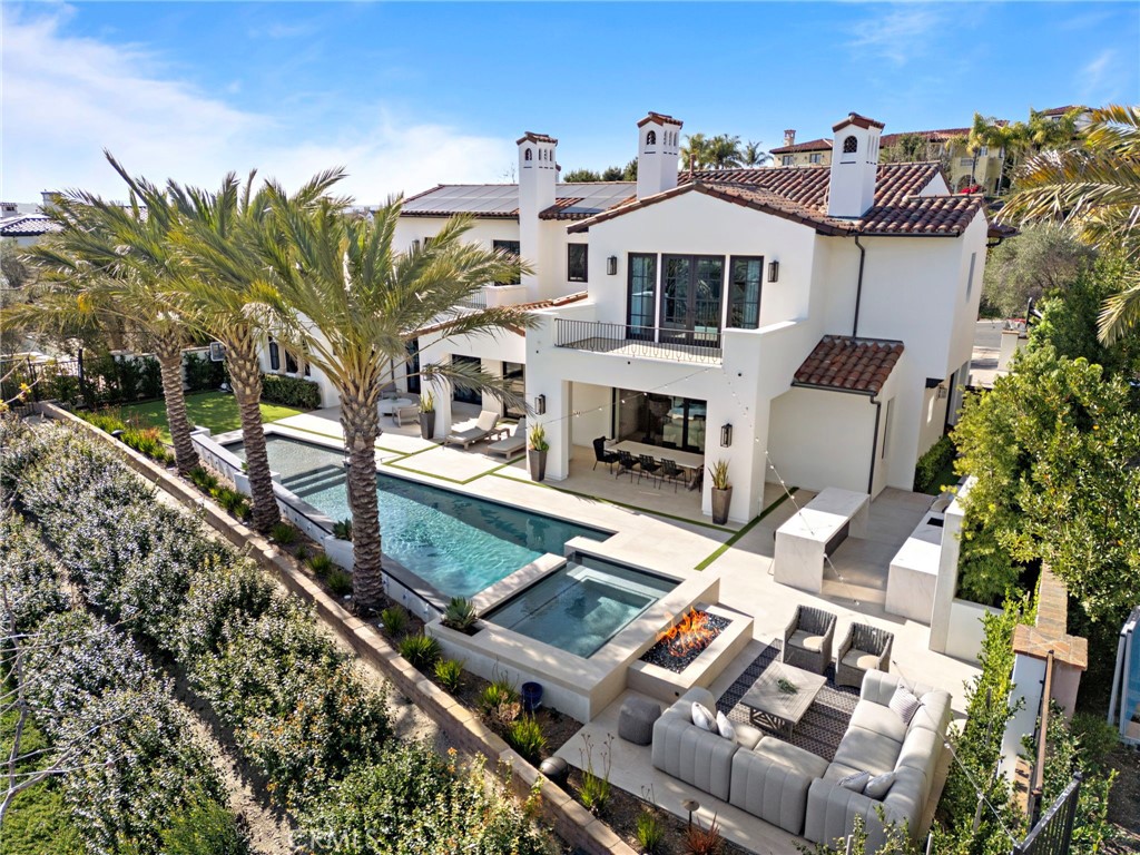 28 Sky Ranch Road
