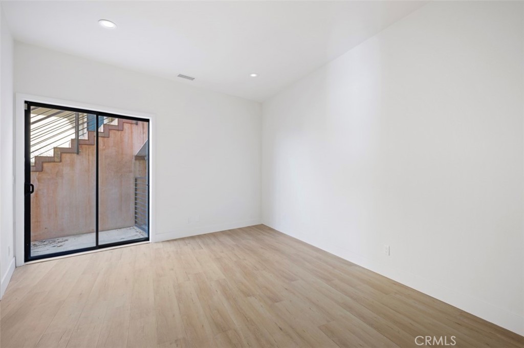 Mystic Hills (MH) - Residential Lease