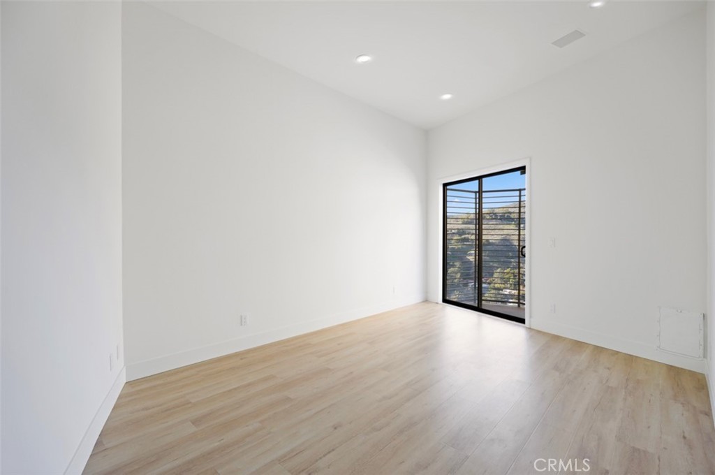 Mystic Hills (MH) - Residential Lease