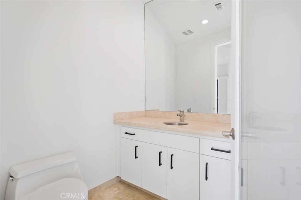 Mystic Hills (MH) - Residential Lease