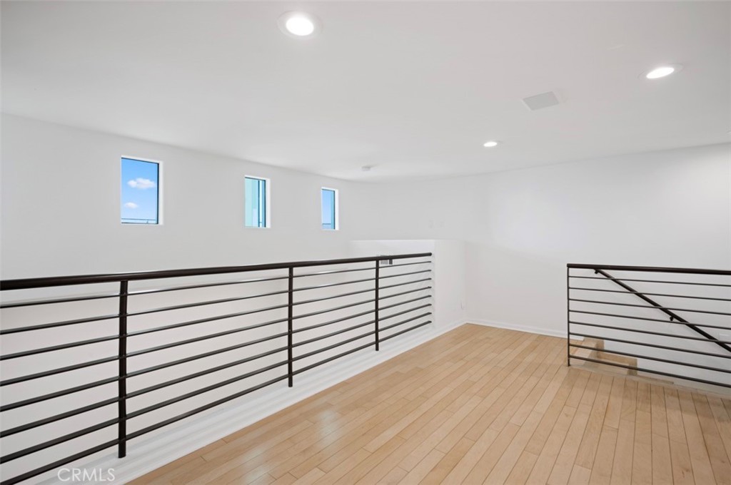 Mystic Hills (MH) - Residential Lease