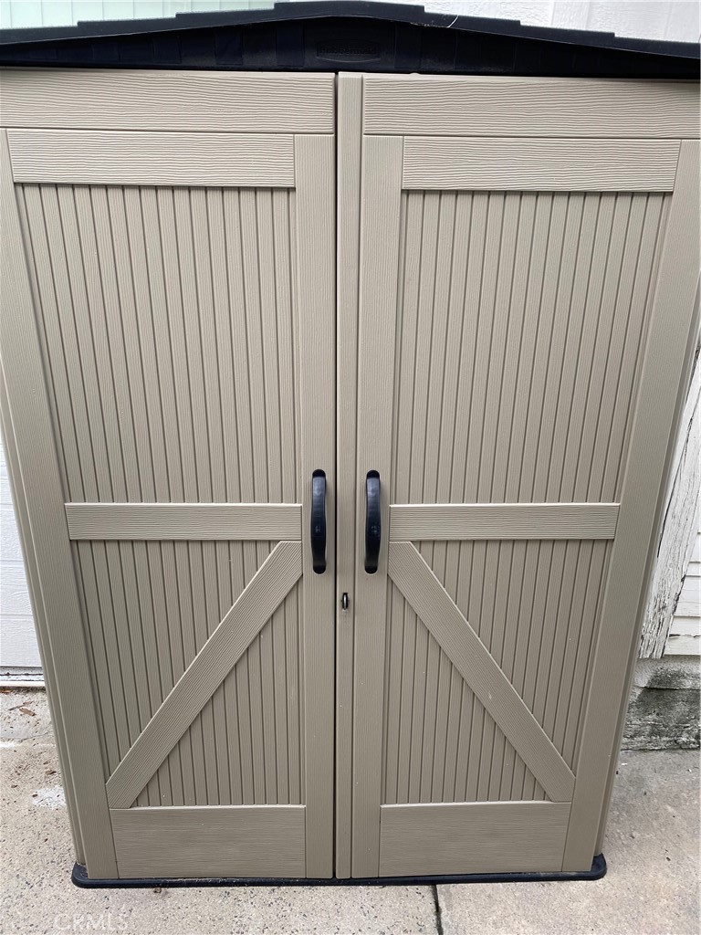 Not Applicable-105 - Residential Lease