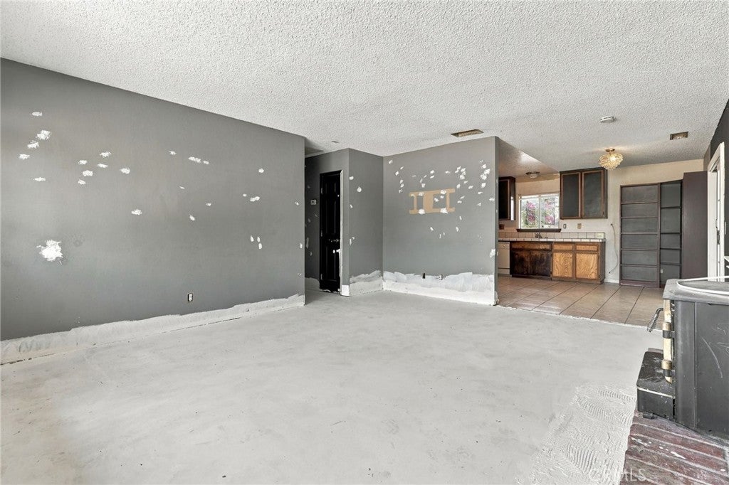 Properties 4 21903 Esaws