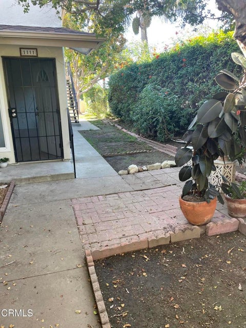 Tiny photo for 1111 Saratoga Avenue, Ventura, CA 93003 (MLS # V1-39451)