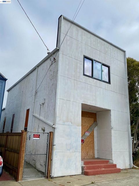 Photo of 1124 63rd Street St, Oakland, CA 94608 (MLS # 41124668)