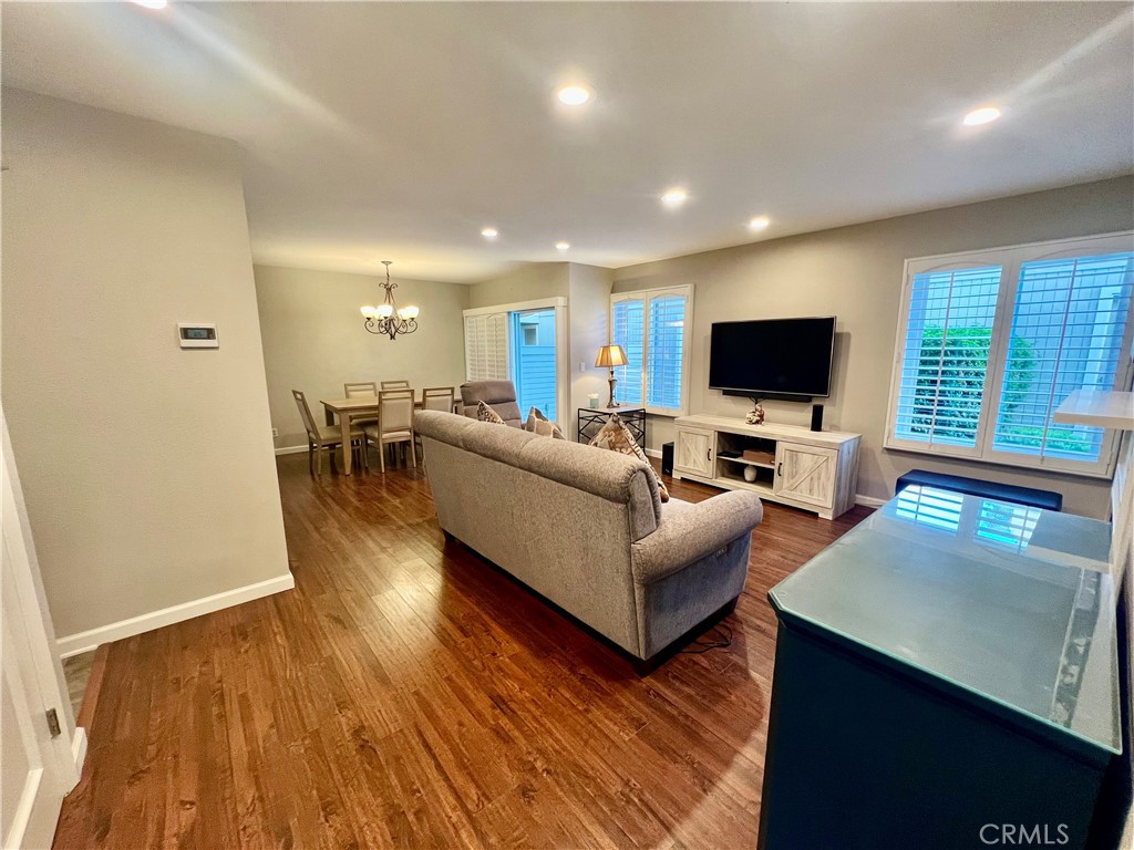 22123 Burbank Blvd #2