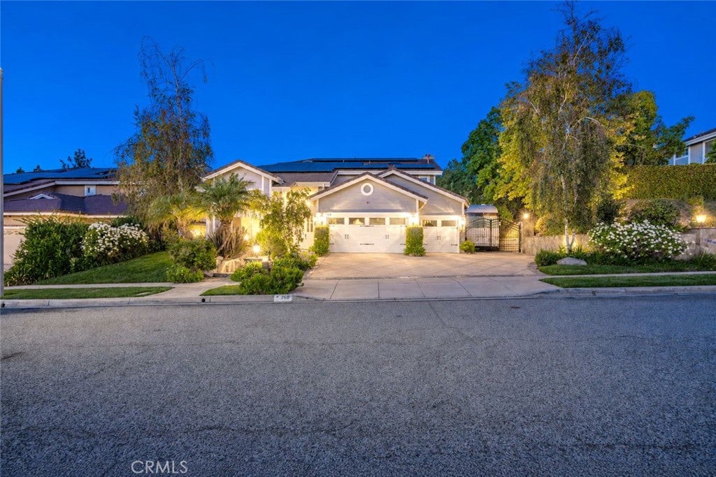 760 Cinnabar Place