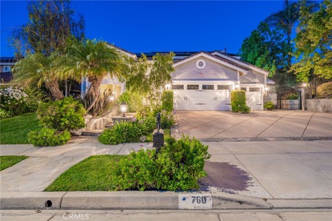 Photo of 760 Cinnabar Place, Simi Valley, CA 93065 (MLS # SR26153636)