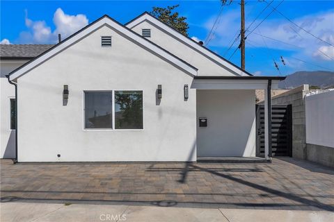 Photo of 1400 Elm Ave, Glendale, CA 91201 (MLS # SR26064700)