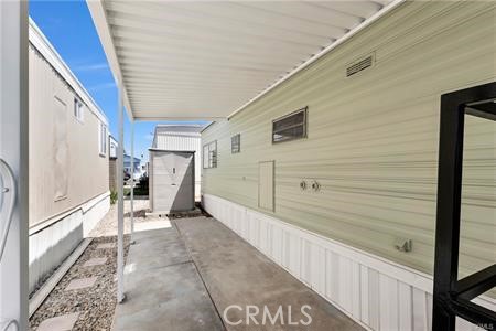 16949 S Western 36B