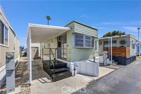 16949 S Western 36B