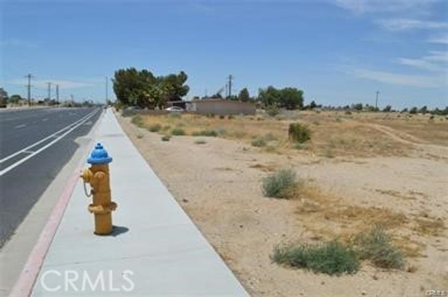R3 Zone Land only! 3.09 acres of vacant land located in best area of Victorville, rapid economic development area. Facing to main street---Green Tree Blvd. The land is flat. The utilities, water sewer, gas and electricity available. Ease to development. Close to Costco, Victor Town Center, the most prosperous business district. There are a large number of luxury houses around the area. Zone: R3 (High Density Residential), 15 units per acre, you can build up to 45 units of new community in the land. The High-Speed Rail will be built soon!
