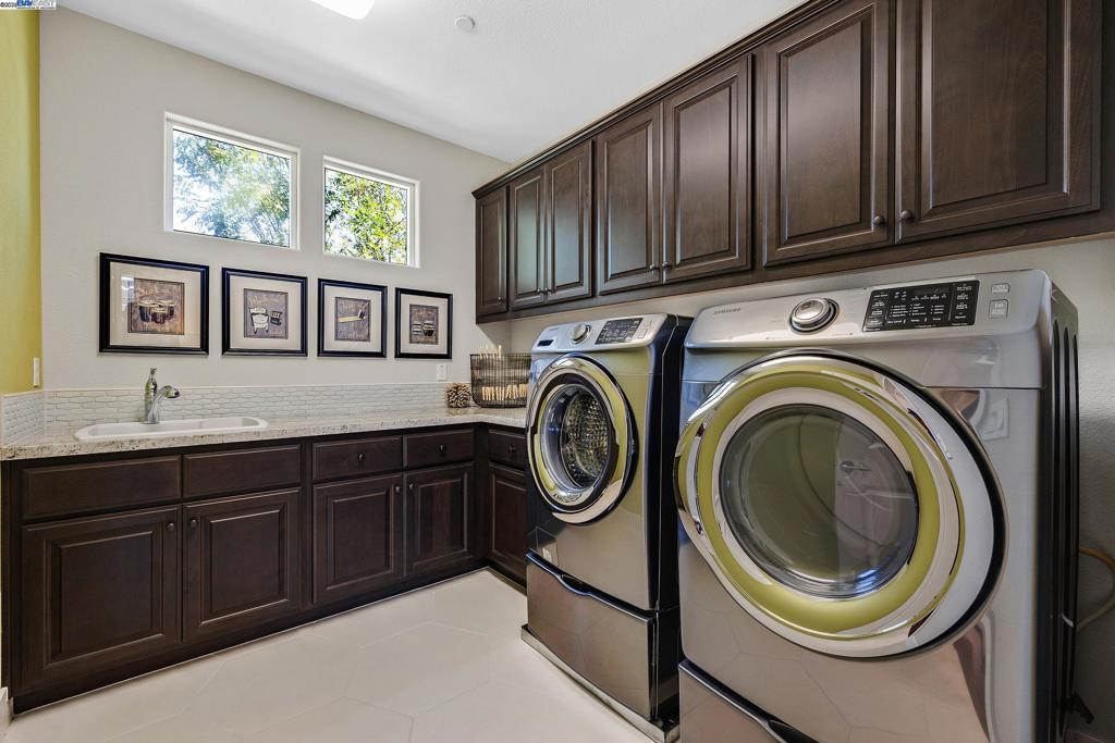 CENTRA - Residential