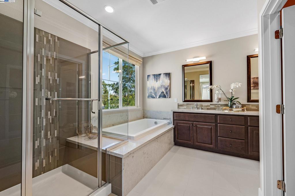 CENTRA - Residential