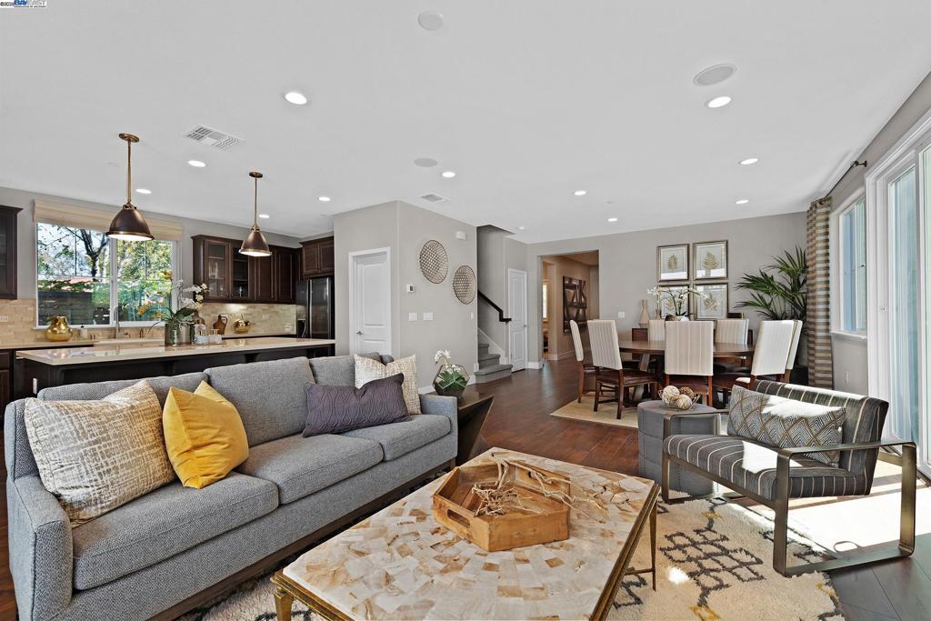 CENTRA - Residential