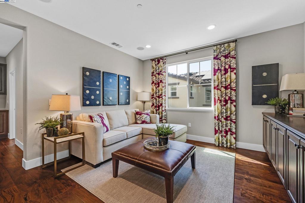 CENTRA - Residential