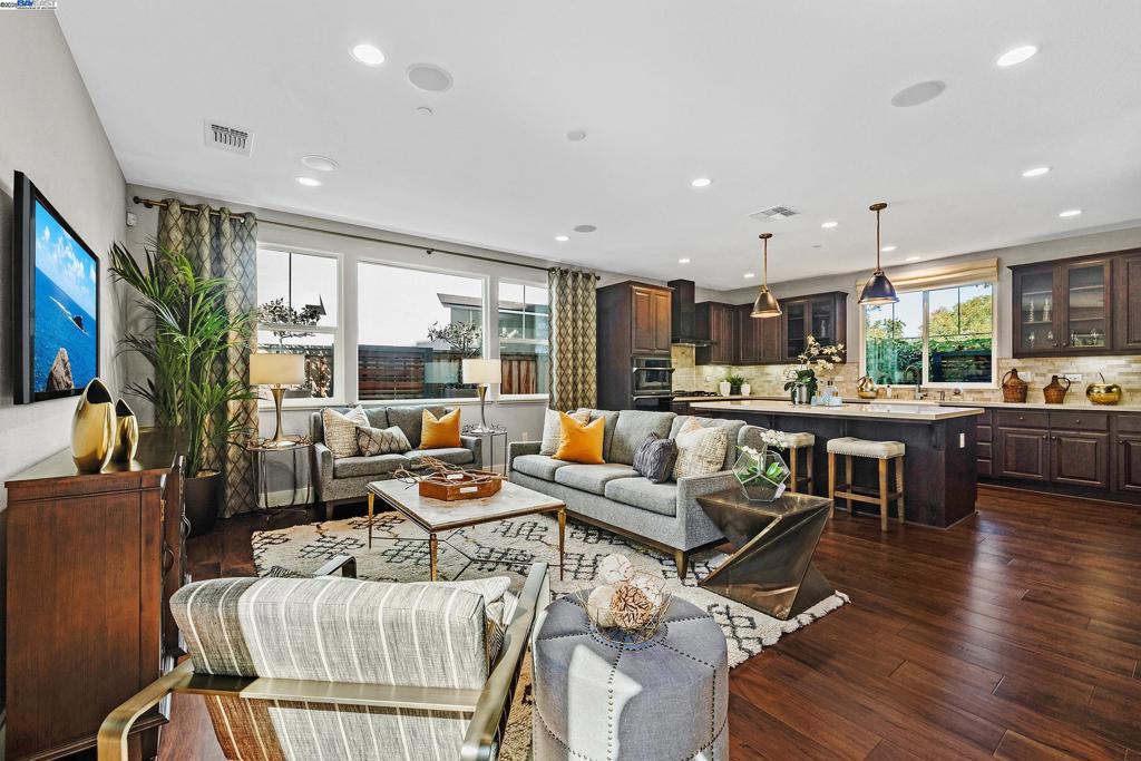 CENTRA - Residential