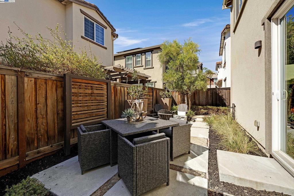 CENTRA - Residential