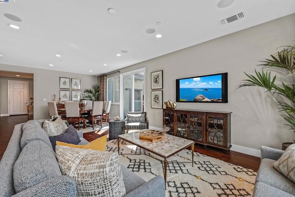 CENTRA - Residential