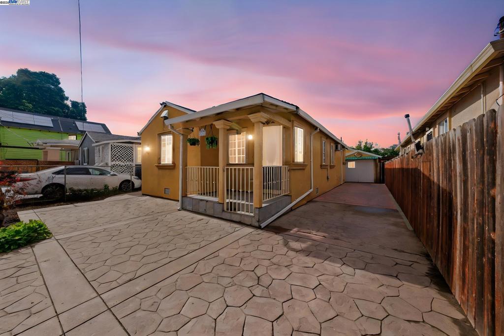 STONEHURST - Residential