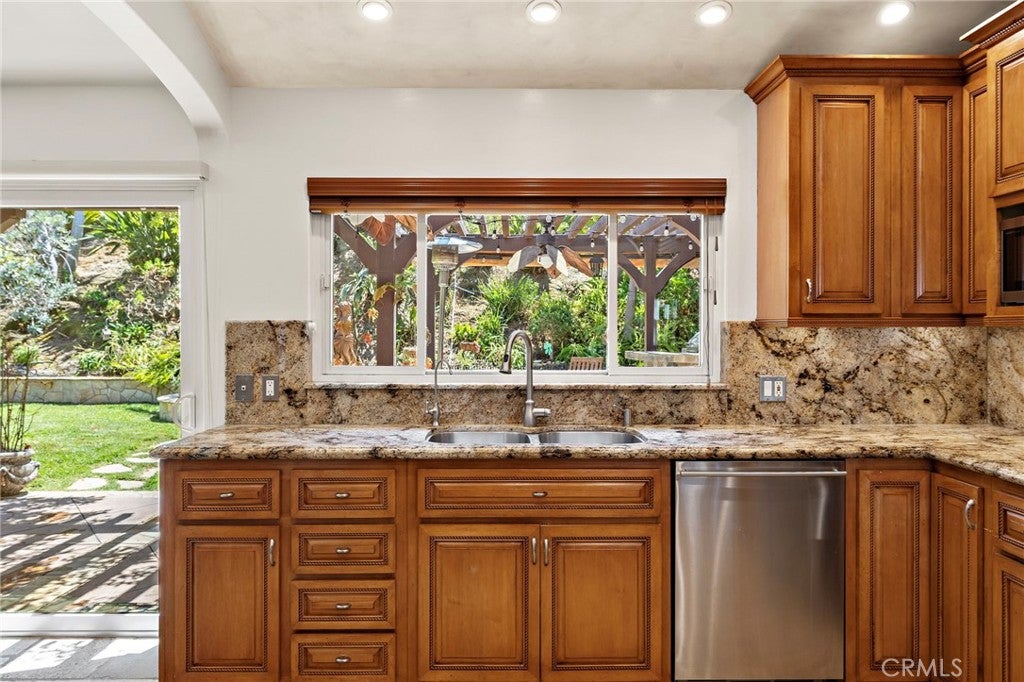 26732 Morena, Mission Viejo CA 92691 - Photo 19