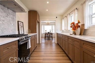 5215 S Van Ness