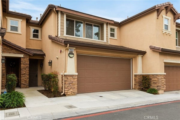 7866 MARBIL LN, RIVERSIDE, CA 92504 - Image d0a81c8a255ed5f00a91dc273993e577/1291203776