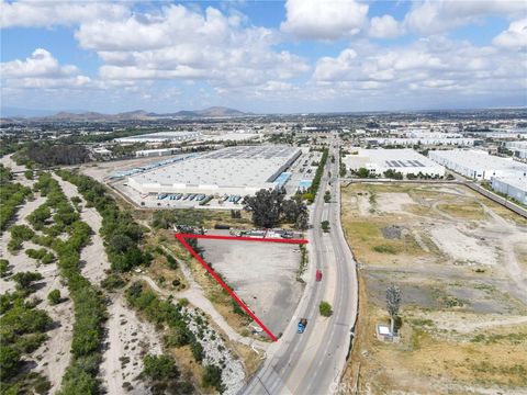 Photo of 787 E Orange Show Road, San Bernardino, CA 92408 (MLS # IV26104244)