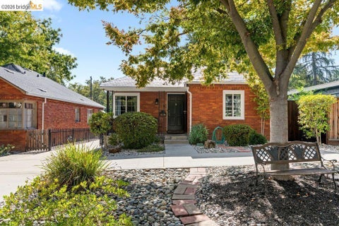 Photo of 2214 U ST ST, Sacramento, CA 95818 (MLS # 41146634)