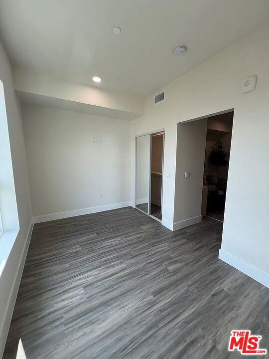 211 E 55th Street