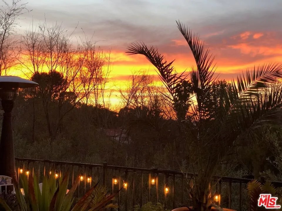 Encino, California 91316, United States, 5 Bedrooms Bedrooms, ,8 BathroomsBathrooms,Residential,Active,182662