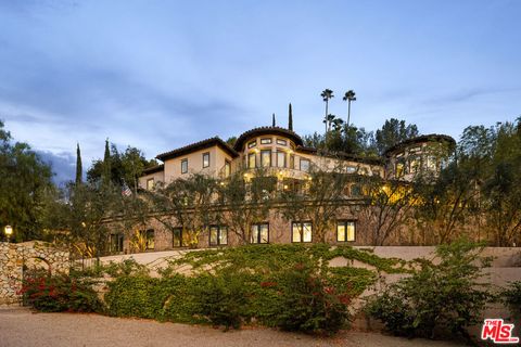 4700 Balboa Avenue Encino CA 91316