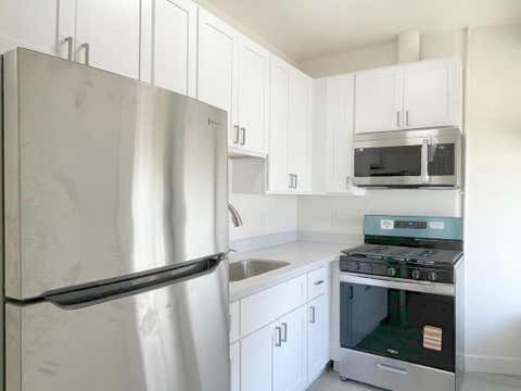 Photo of 411 E Santa Clara Street #E, San Jose, CA 95113 (MLS # ML82052782)