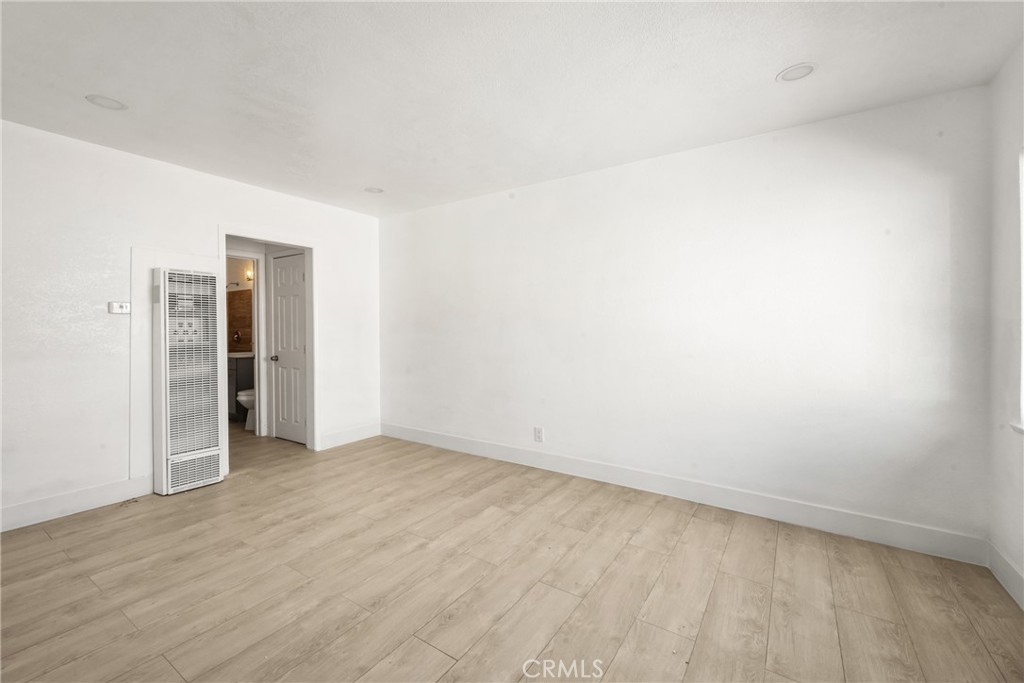 Santa Ana - Residential Lease
