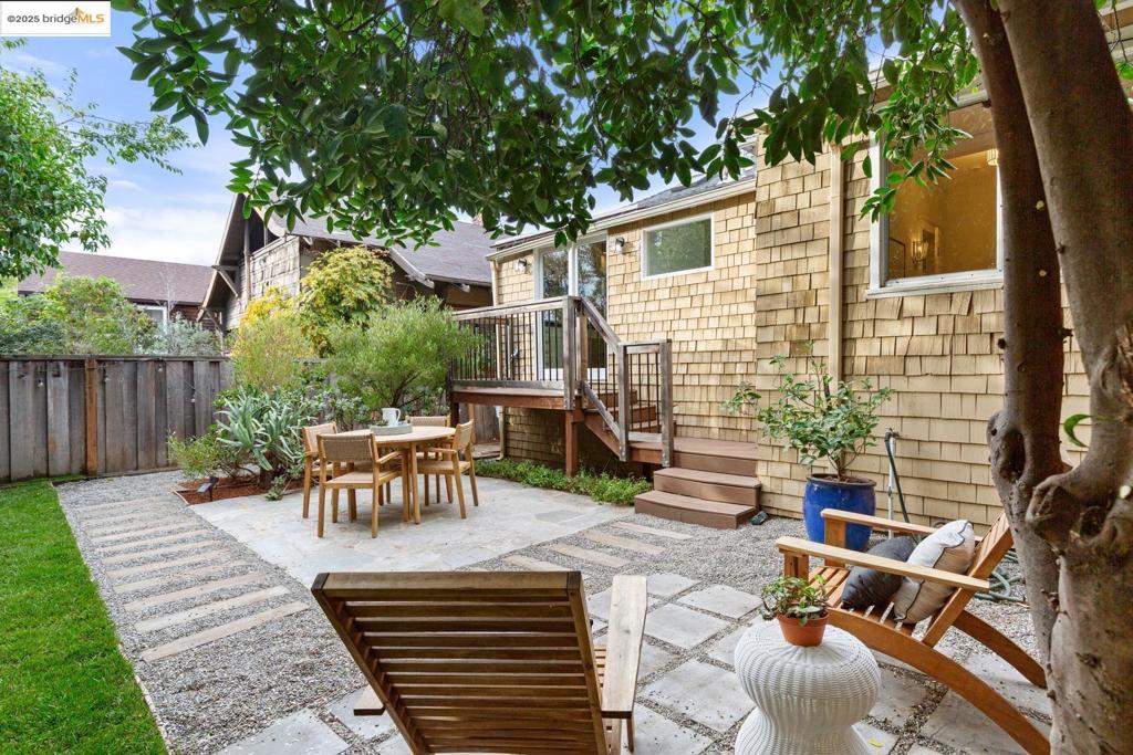 ELMWOOD - Residential