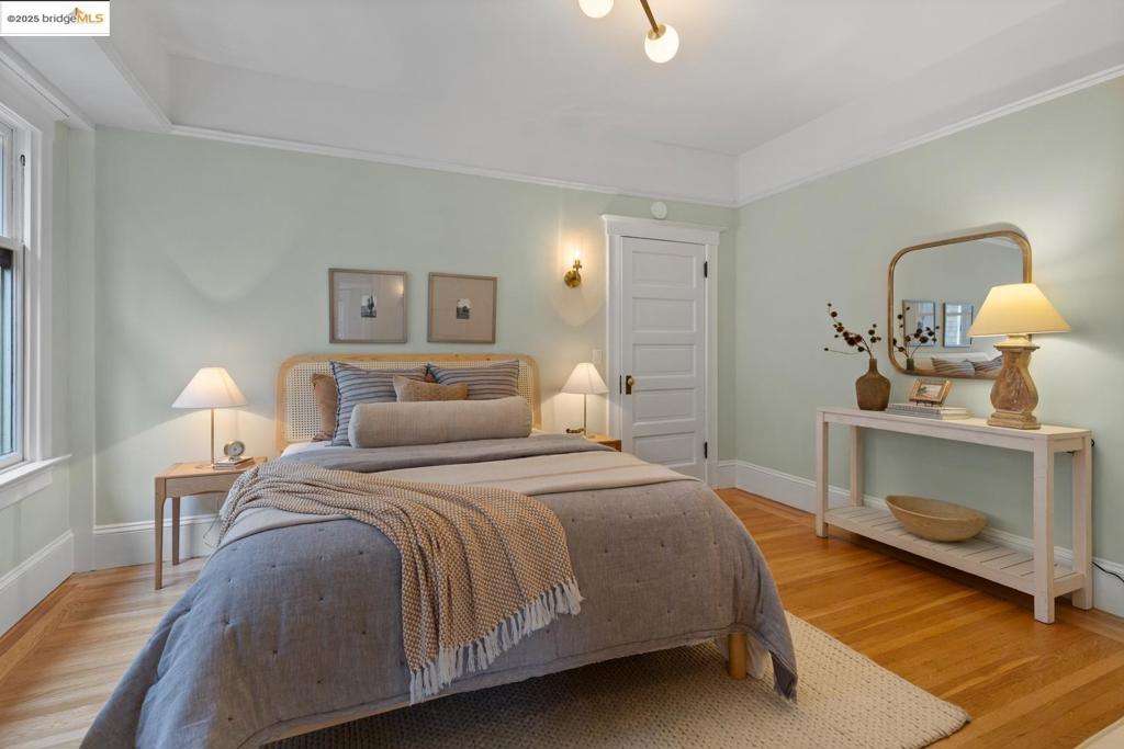 ELMWOOD - Residential